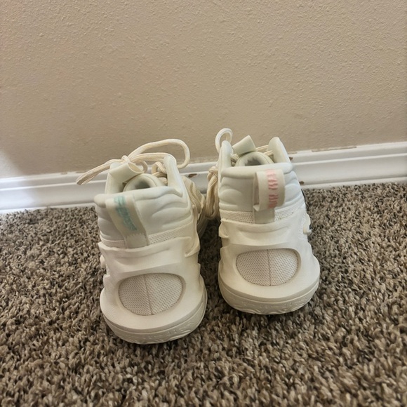 Nike Cosmic Unity 2 Size 8 Men’s - Picture 4 of 5